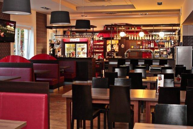 Kadaň 莫瓦旅馆酒店 外观 照片