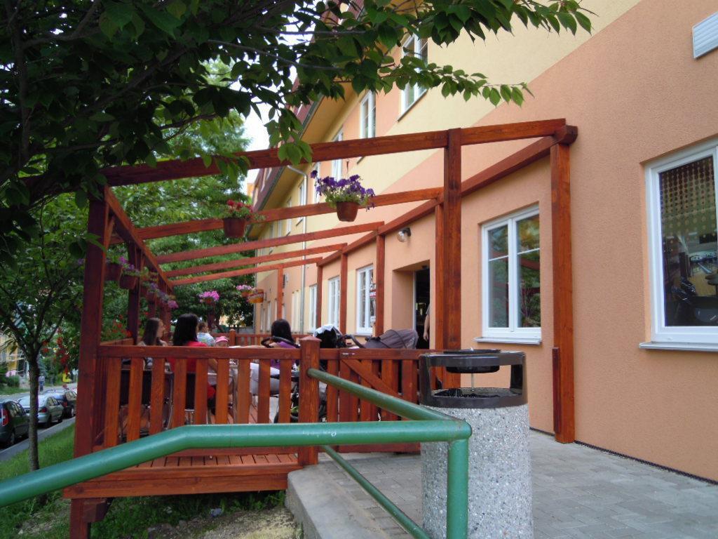 Kadaň 莫瓦旅馆酒店 外观 照片