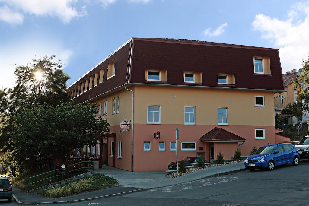 Kadaň 莫瓦旅馆酒店 外观 照片